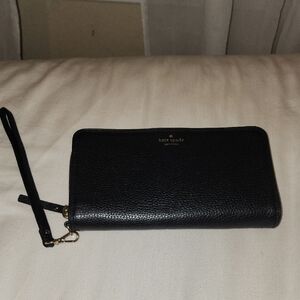 Kate Spade Black Wristlet Wallet